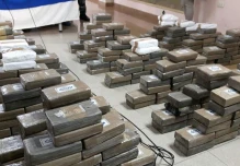 Bloque de Seguridad de Ecuador decomisó 14 toneladas de droga en el mar
