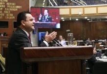 La Asamblea censuró al exministro Esteban Bernal
