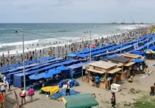 Gobierno reduce IVA al 8 % por feriado de mayo para incentivar el turismo
