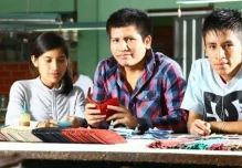 Gobierno impulsa créditos para jóvenes y agricultores