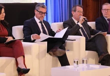 Acnur y OIM lanzan plan para atender a 400.000 venezolanos en Ecuador