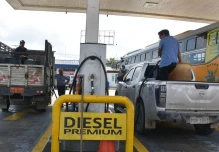 Precio del diésel en Ecuador enfrenta presión internacional por conflicto en Medio Oriente