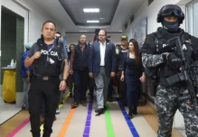 Fuerzas de seguridad intervinieron el hospital Carlos Andrade Marín