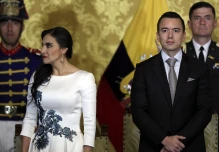 Abad acusa a Noboa de hostigamiento y reitera que no va a dimitir