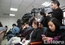 Barriga descalifica el informe de Freedom House