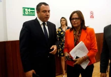 Intenso cabildeo de votos previo al juicio político contra el Fiscal General