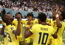 Ecuador rompió la maldición de los partidos inaugurales y venció al anfitrión