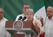 "Ecuador canceló la posibilidad de un diálogo" con "sus acciones ilegales"