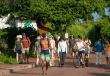 Galápagos, un destino que se hace más exclusivo al turismo