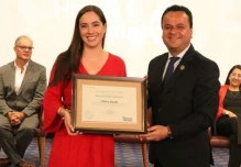 Empresas ecuatorianas son reconocidas con la certificación ‘Huella Social’