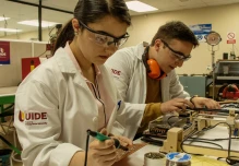 Ecuador registra importante crecimiento en la tasa de asistencia a la educación superior