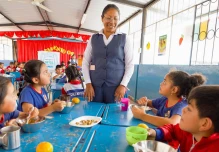 Nuevo modelo de alimentación escolar se implementará en el país