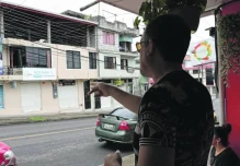 Saltó del segundo piso por el terremoto