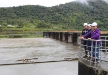 Dique de Coca Codo colapsó tras 38 días en medio del avance de la erosión del río Coca