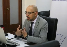 El Gobierno apuesta por la inversión privada para frenar la caída de la producción petrolera