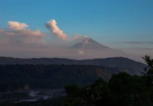 481 explosiones se registraron en los volcanes Sangay y El Reventador 