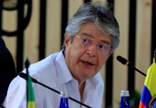 Lasso va a investidura de Boric y pedirá apoyo para entrar a Alianza Pacífico