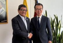 Ecuador y Japón avanzan hacia un acuerdo comercial