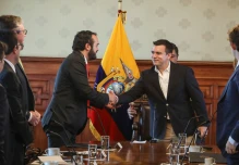 El gobierno y municipalidades buscan alternativas para el pago a los GAD
