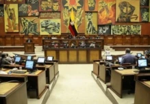 La Asamblea aprueba el informe que recomienda juicio de censura a Lasso 