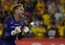 Javier Burrai, arquero de Barcelona, se nacionalizó ecuatoriano