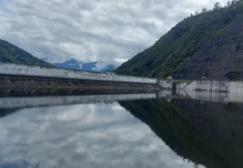 Descenso acelerado Mazar pone presión sobre el sistema eléctrico nacional