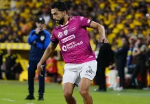 Barcelona conservó la punta pese a caer goleado