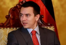 Noboa anunció que los cortes de luz disminuirán paulatinamente 