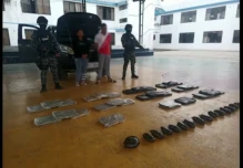 La Policía halló cerca de 300 kilos de cocaína en un auto en Napo