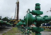 El petróleo WTI, referente de Ecuador, bajó a $ 82,21 el barril