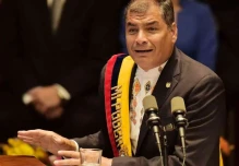 Fiscalía pide nueva investigación contra Rafael Correa