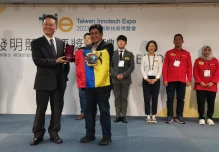 Manuel Quiñones brilló en feria de Taiwán con el proyecto KAMU