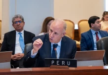 Perú expulsó a diplomáticos venezolanos