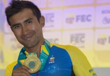 Jhonatan Narváez no participará en el Mundial de Ciclismo