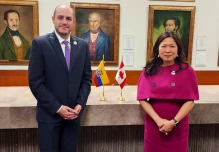 Ecuador solicitará en septiembre a Canadá iniciar la negociación de un acuerdo comercial