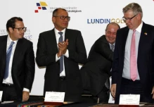 El Gobierno firma su segundo contrato de explotación minera