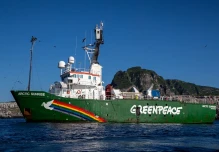 Arctic Sunrise llegó a Galápagos para proteger la fauna marina