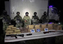 Las Fuerzas Armadas confiscaron 121 bloques de droga en La Joya de los Sachas