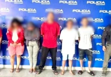Detienen a funcionaria por presunta colaboración con “Los Lobos” 