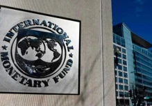 Ecuador mantiene apoyo del FMI mientras busca reducir su dependencia del endeudamiento