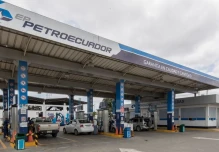 La gasolina Extra ahora cuesta $ 2.09