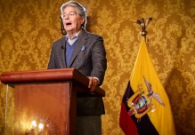 Lasso denuncia a "malos jueces" y pide que los sancionen 