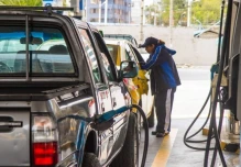 Ecuador eliminó impuesto a salida de divisas para importación de combustible