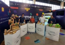 Sectores productivos de Zamora participan en Feria de Loja