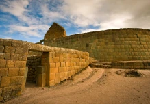 Explorando la historia de Ecuador: Los misterios de las ruinas arqueológicas de Ingapirca
