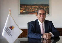 Presidente Lenín Moreno anuncia salida de director de Arconel y reemplazo de gerentes de empresas eléctricas por aumento en planillas de luz