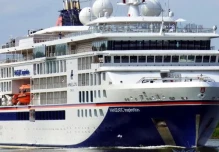 El crucero Hanseatic Inspiration llegó a Manta 