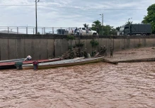 Las FF.AA. incautaron 110 galones de combustible en Puerto El Carmen
