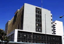 El Banco Central advierte que la economía ecuatoriana ha entrado en recesión