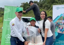 Productores de Quijos y El Chaco recibieron reconocimientos y subvenciones